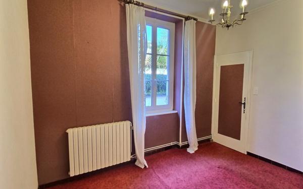 Maison à vendre    5 pièces •  Le Creusot