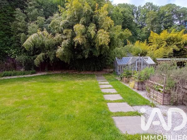 Maison à vendre 9 pièces 446,3 m² Besançon