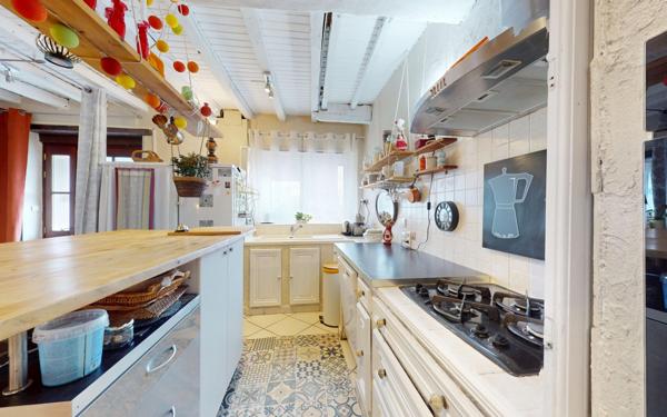 Maison à vendre    6 pièces • 169,25 m2 Satolas-et-Bonce