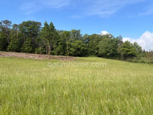 Terrain à bâtir situé à moins de 10 minutes de PERIGUEUX