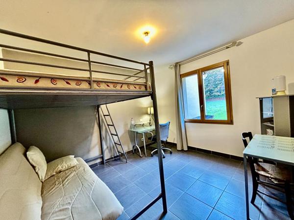 A vendre, superbe maison de plain-pied à BEAURONNE 24400