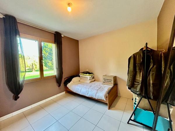 A vendre, superbe maison de plain-pied à BEAURONNE 24400