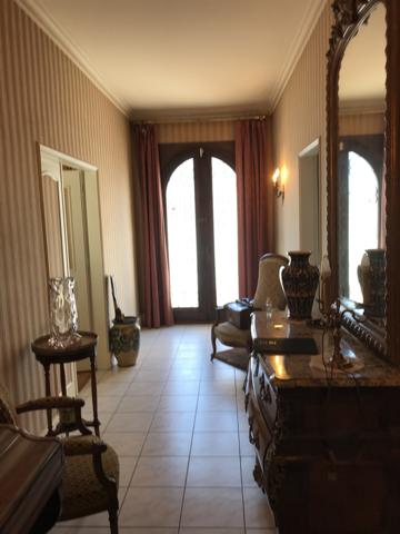 Maison  8 pièce(s)  5 chambre(s)  265 m²
