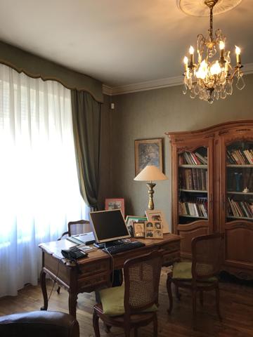 Maison  8 pièce(s)  5 chambre(s)  265 m²