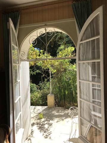 Maison  8 pièce(s)  5 chambre(s)  265 m²