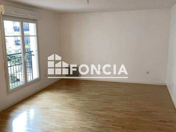 Location Studio 30.75 m² - 36 AVENUE LEON BLUM Le Plessis Robinson 92350