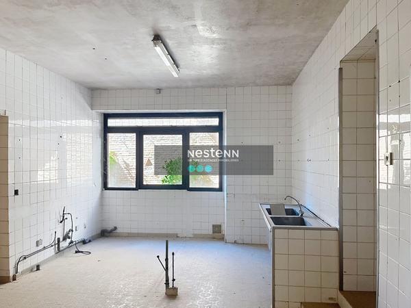 Propriété de caractère à rénover avec terrasse -47300  Villeneuve sur Lot