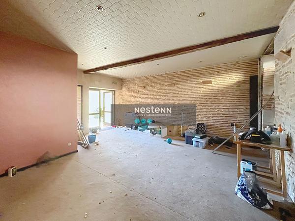 Propriété de caractère à rénover avec terrasse -47300  Villeneuve sur Lot