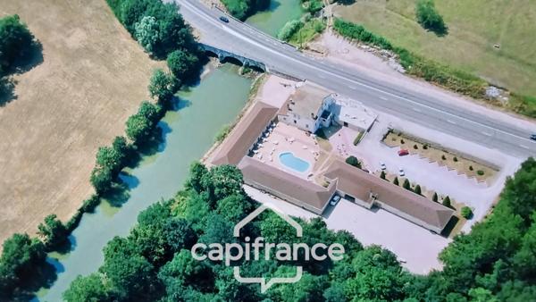 EN BOURGOGNE, FONDS DE COMMERCE ET MURS HOTEL RESTAURANT