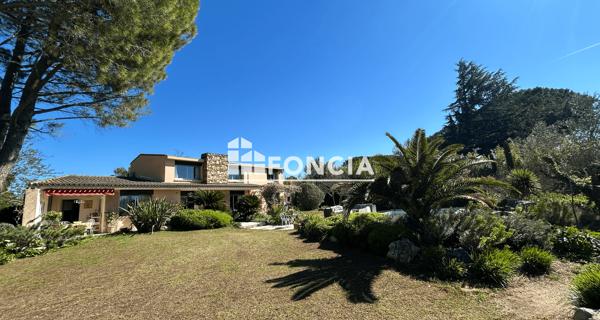 À vendre Maison 7 pièces 255 m² - Avignon 84140