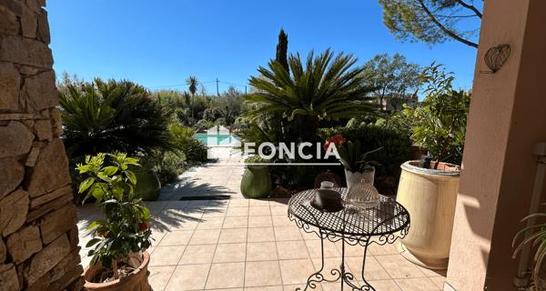 À vendre Maison 7 pièces 255 m² - Avignon 84140