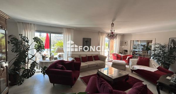 À vendre Maison 7 pièces 255 m² - Avignon 84140