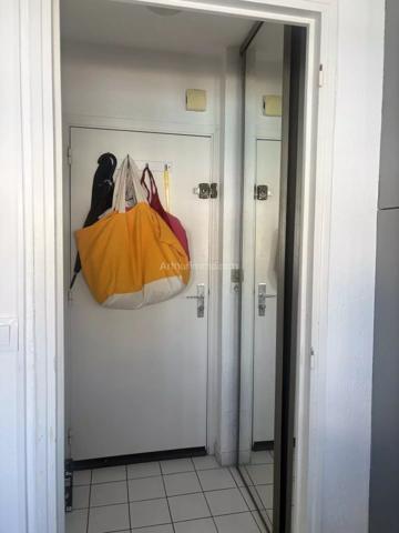 Location                                                      Appartement
                        
                     1 pièces                      16 m2                     à Villeneuve-Loubet