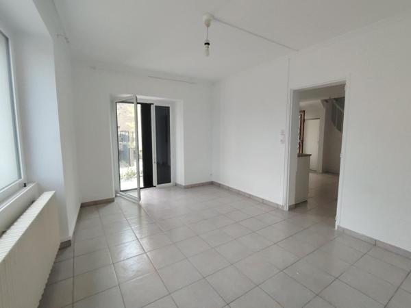 maison TYPE 5 - 87 m² hab, AVRILLE