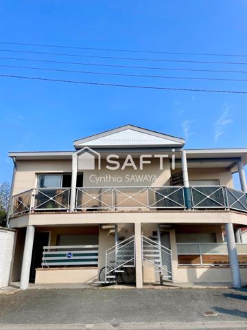 Appartement duplex avec balcon et chambre en mezzanine