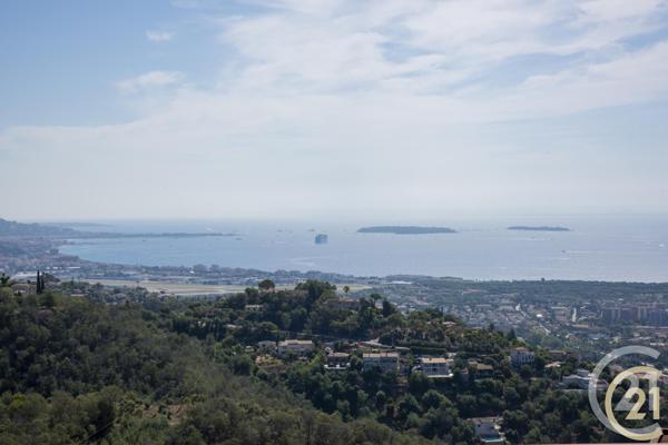 Appartement F2 à vendre  2 pièces - 61,78 m2 MANDELIEU LA NAPOULE - 06