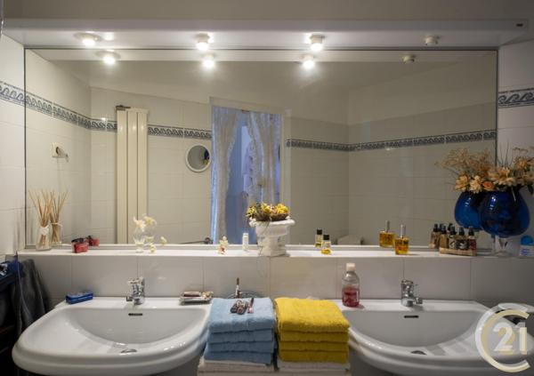 Appartement F2 à vendre  2 pièces - 61,78 m2 MANDELIEU LA NAPOULE - 06