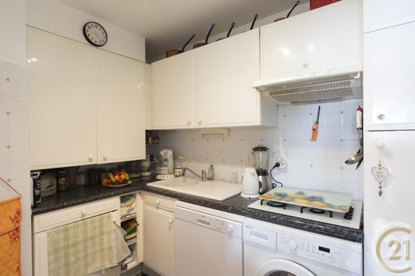 Appartement F2 à vendre  2 pièces - 61,78 m2 MANDELIEU LA NAPOULE - 06