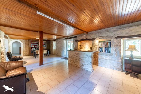 Maison à vendre 265 000 € Saint-Antonin-Noble-Val 5 p 155 m² DPE D