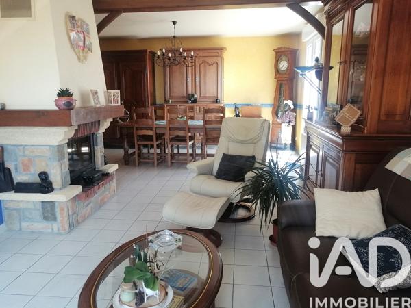 Maison à vendre 6 pièces 119 m² Crennes-sur-Fraubée