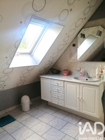 Maison à vendre 6 pièces 119 m² Crennes-sur-Fraubée