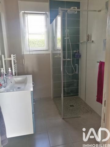 Maison à vendre 6 pièces 119 m² Crennes-sur-Fraubée