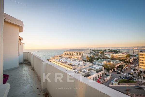 Appartement en dernier étage avec vue mer panoramique