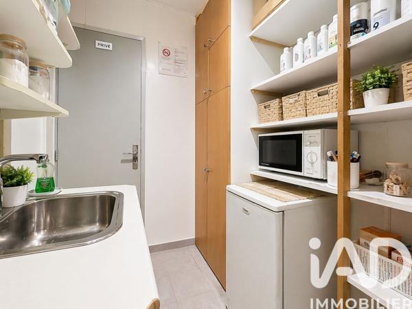 Esthétique, Coiffure​ à vendre 41 m² Bougival