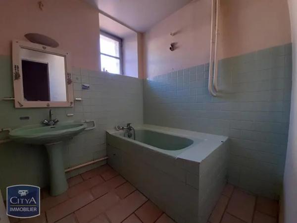 Appartement à louer 4 pièces 103.69m²