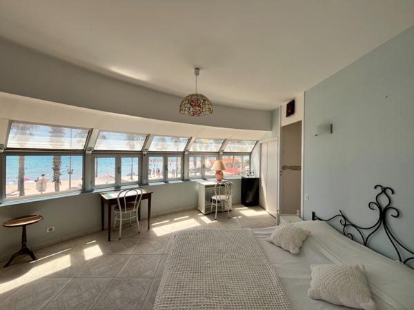 Appartement à vendre 4 pièces LA CIOTAT (13)
