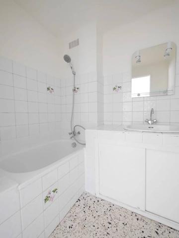 IMMEUBLE DE RAPPORT NOMBREUSES POSSIBLITES