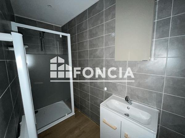 Location Appartement 3 pièces 48.94 m² - 39 AVENUE GEORGES DURAND RDC Le Mans 72100