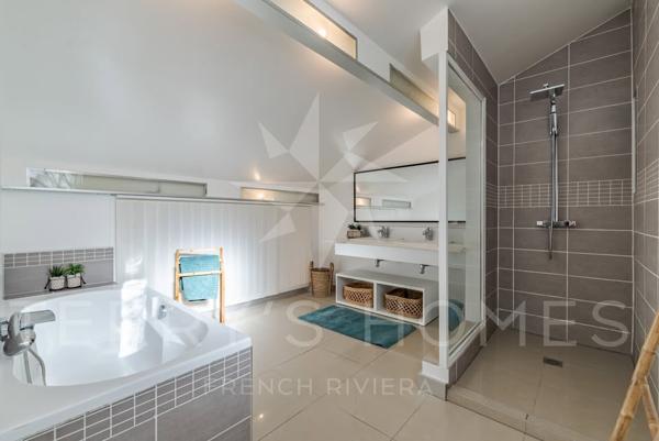 CANNES : Maison de Ville au Coeur de Cannes