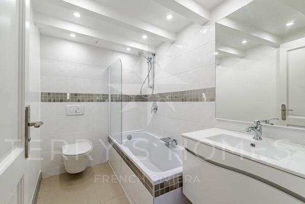 CANNES : Maison de Ville au Coeur de Cannes