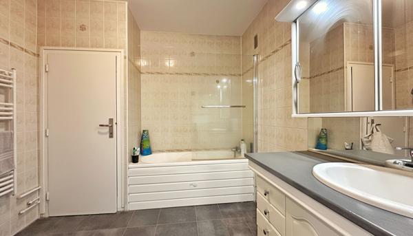 Appartement Clermont Ferrand 3 pièce(s) 75 m2