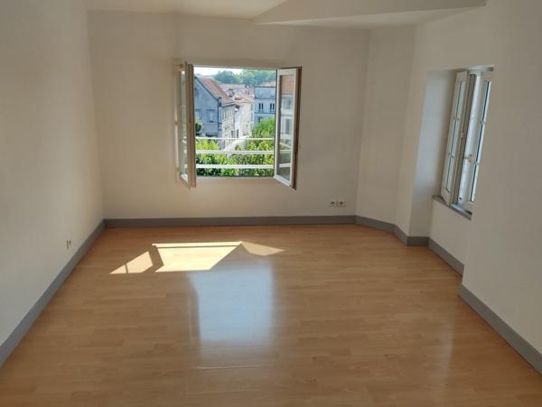 Appartement T3 vue Charente