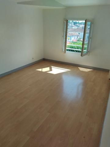 Appartement T3 vue Charente