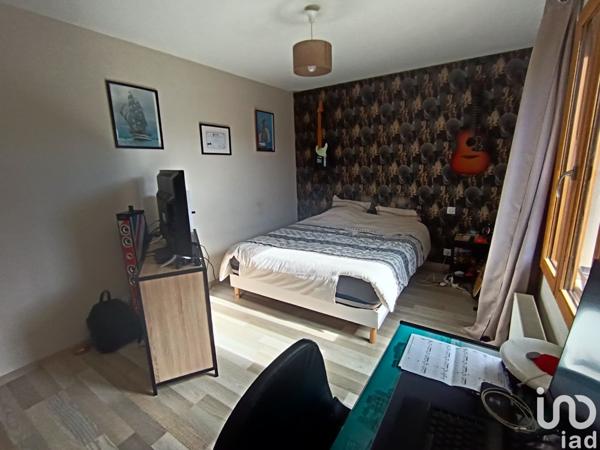 House for sale 7 rooms 220 m² Plaine-et-Vallées