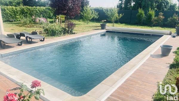 House for sale 7 rooms 220 m² Plaine-et-Vallées