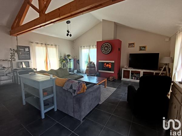 House for sale 7 rooms 220 m² Plaine-et-Vallées