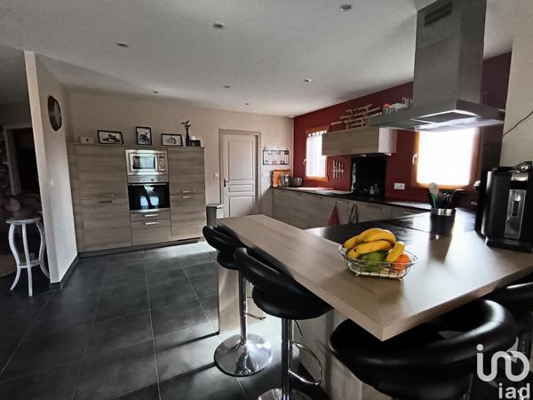 House for sale 7 rooms 220 m² Plaine-et-Vallées