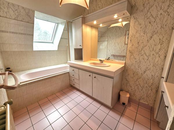 Belle maison 5 chambres, proche du bourg