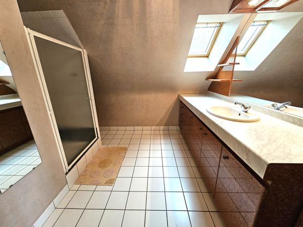 Belle maison 5 chambres, proche du bourg