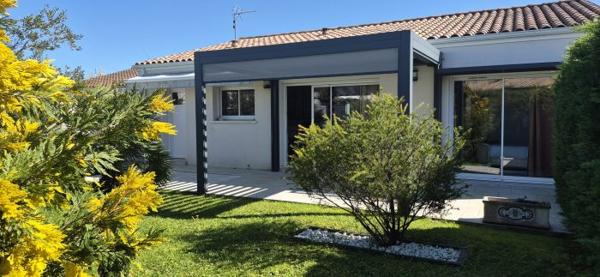 Maison plain-pied Saintes 96 m²