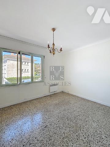 Rare opportunité – Appartement face mer à Agay – Vue exceptionnelle et emplacement privilégié