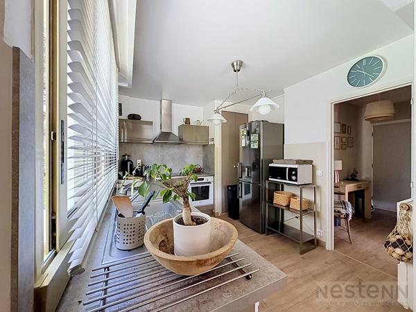 Antibes-Fontmerle - Beau 2 pièces de 53 m² au calme avec balcon, garage et cave