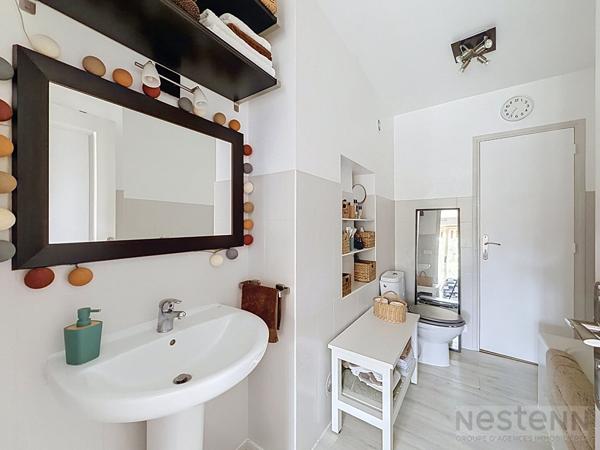 Antibes-Fontmerle - Beau 2 pièces de 53 m² au calme avec balcon, garage et cave