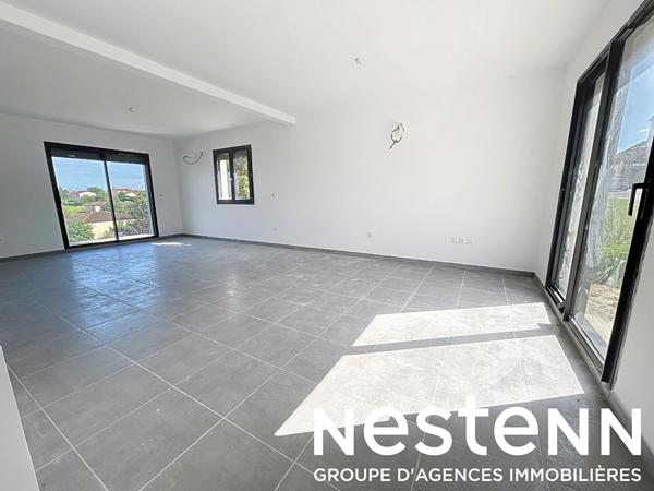 À VENDRE, Maison récente 4 chambres avec grande terrasse sans vis-à-vis aux portes de Mâcon (71000)