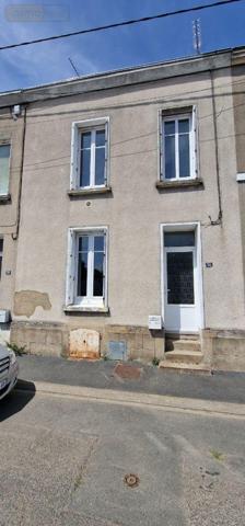 Maison de ville à vendre à Thouars dans les Deux-Sèvres (79100), ref : 79079-35