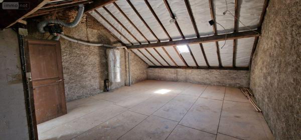 Maison de ville à vendre à Thouars dans les Deux-Sèvres (79100), ref : 79079-35